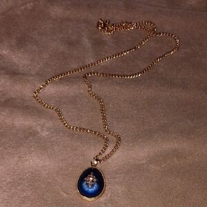 Vintage Avon Gold Necklace With Royal Blue Pendant